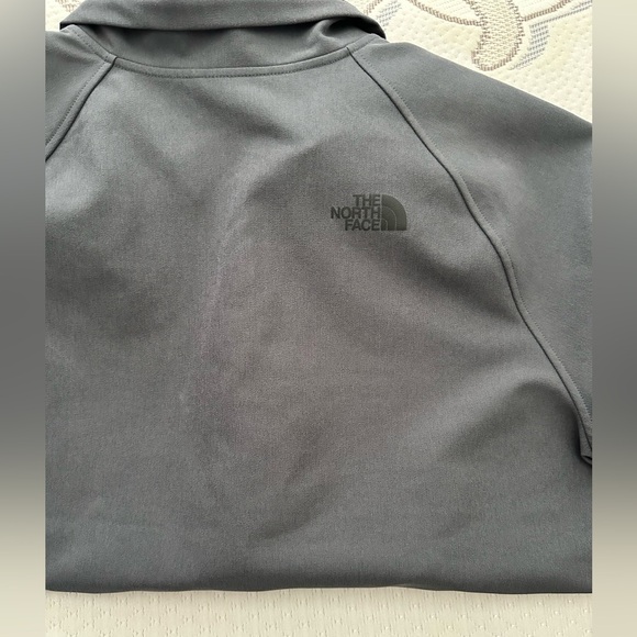 The North Face Jacket - Picture 2 of 4